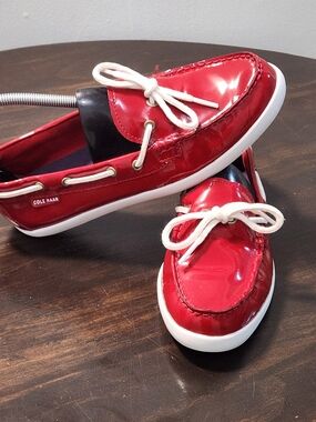 Cole Haan Nantucket Camp Womens 8B Red White Boat Shoes Slip On Casual Loafers